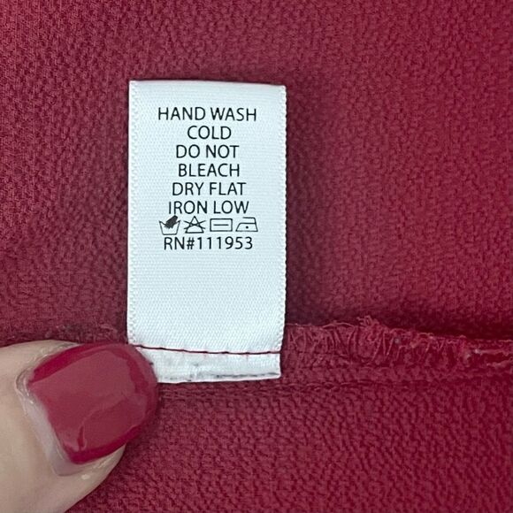 Active USA Cranberry Red V Neck Flutter Sleeve Top Sz 1X - Picture 7 of 8